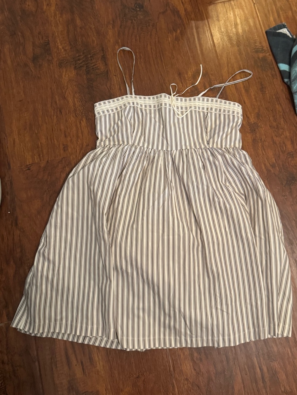 Abercrombie & Fitch White and Navy Striped Sundress